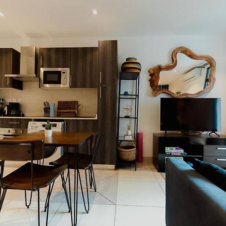 Enjoy Luxury Studio W/Pool @Embassy Gardens Accra Exteriör bild
